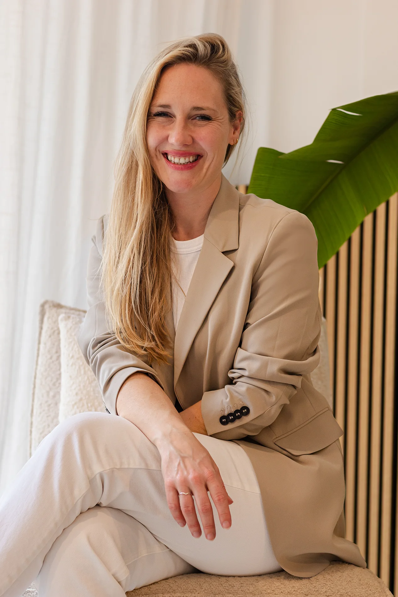 Nicoletta Hanke, Fotografin bei Save-Creations – authentische Visuals für Premium Brands.